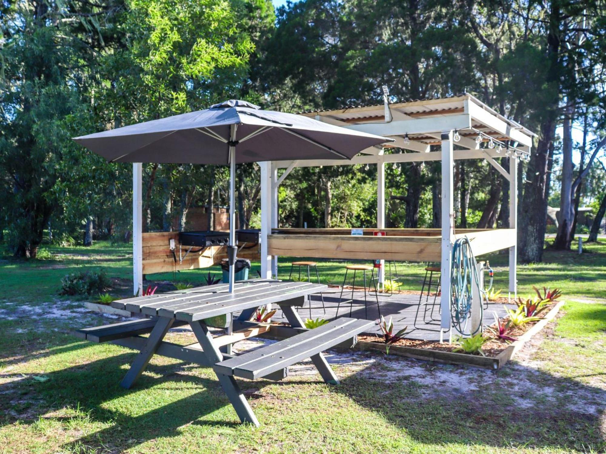 Big4 Breeze Holiday Parks - Rainbow Beach Exterior foto